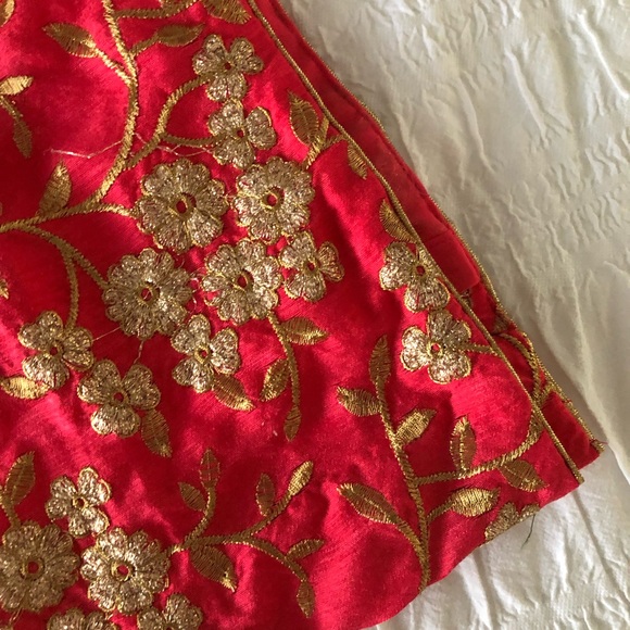 Indian Suit Tops (Pants and Duputta not included). - Picture 3 of 6